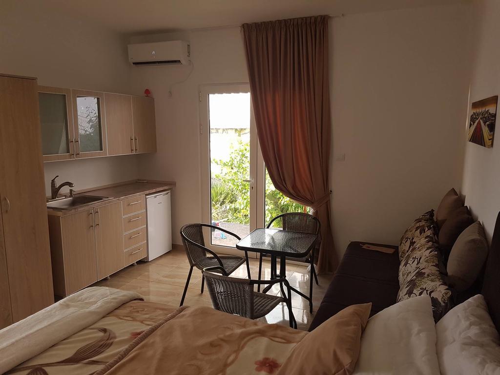 Apartments Stuart 尤塔哈 外观 照片